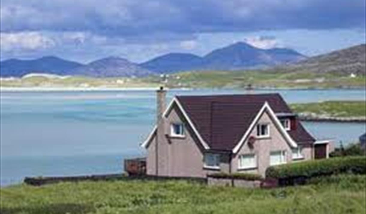 Beul na Mara Cottage 2